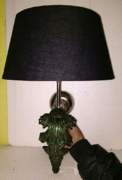 Wooden Lamp Stand 01