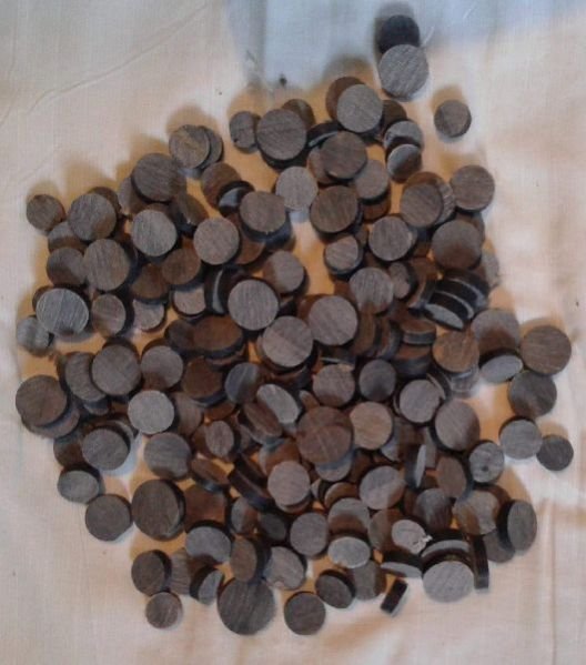 Buffalo Horn Button 02