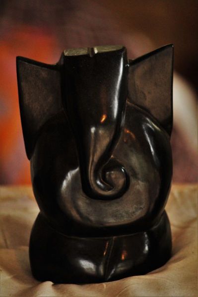 Black Stone Ganesh Statue 02