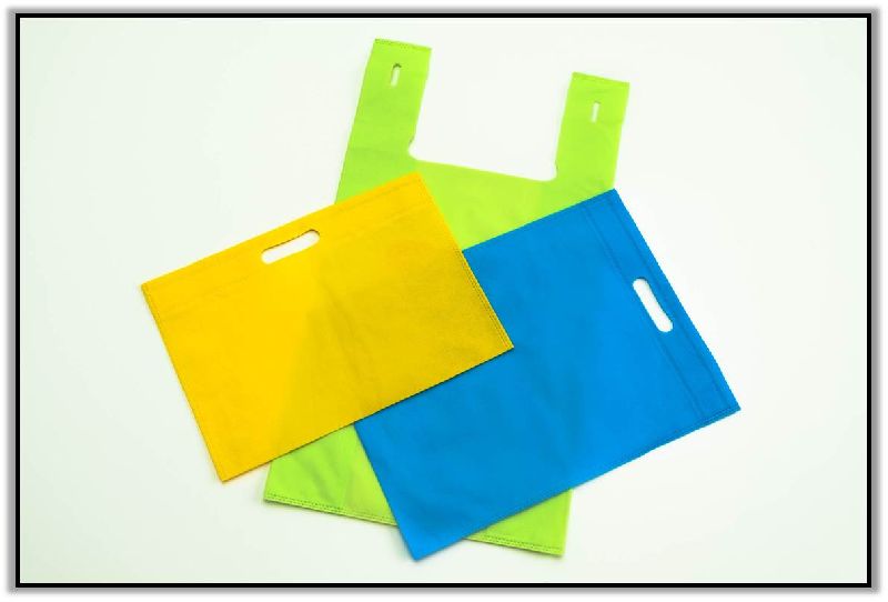 D Cut Non Woven Bags 03