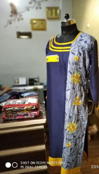 Rayon Pocket Emb Kurti