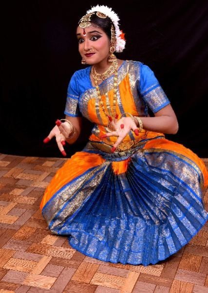 Bharatanatyam Dance Costume 02