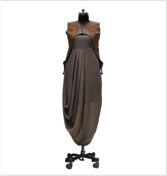 Ladies Gown 01
