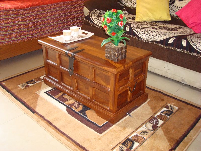 Wooden Storage Trunk 02