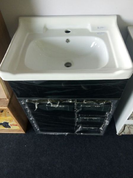 B3 Classic Collection Vanity 03