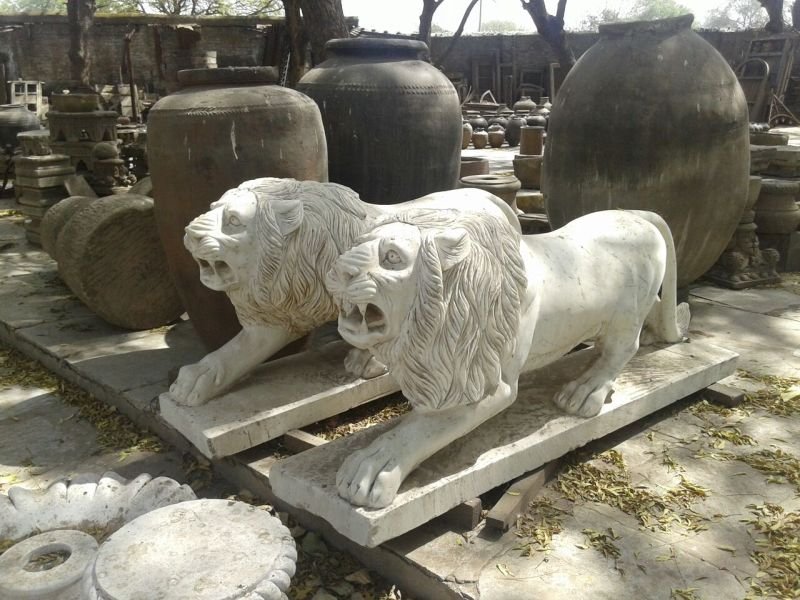 Marble Lion Statue 04