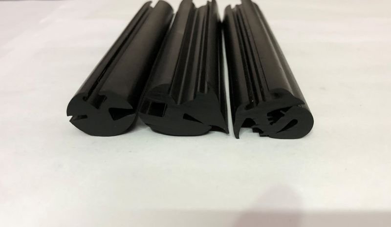 Rubber Window Profile 01