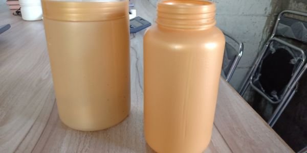 HDPE Liquid Bottles 10
