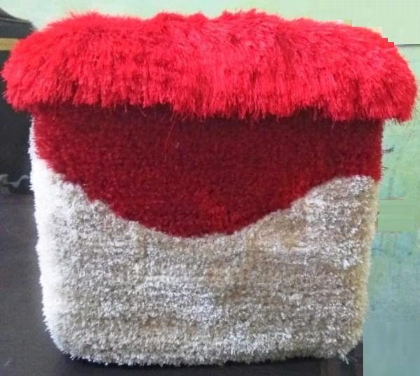 Red & White Color Moda Deco Rugs