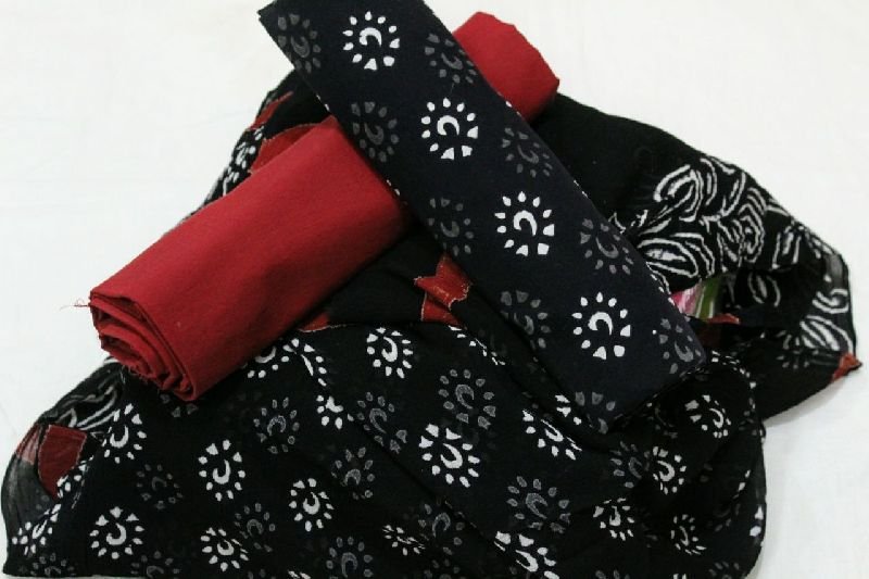 Jaipuri Cotton Unstitched Suit 18