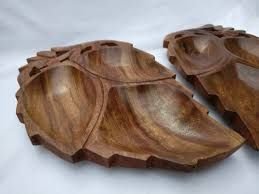Wooden Leaf Tray 02