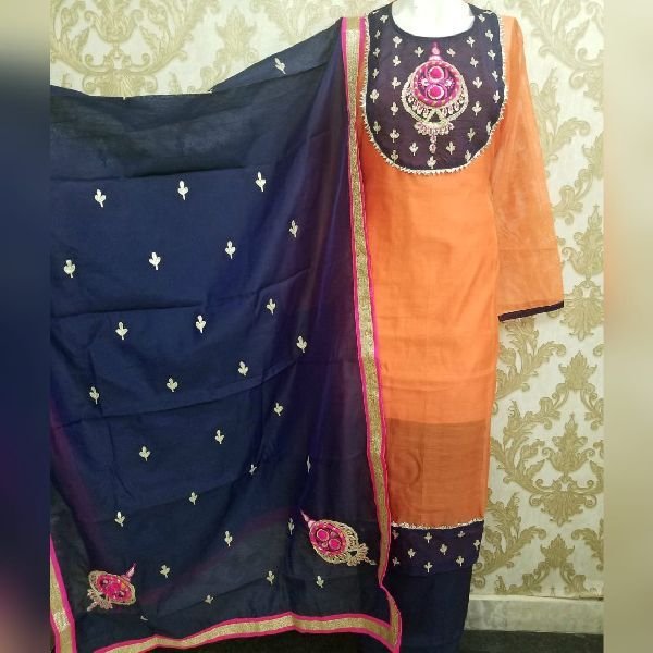 Ladies Designer Kurti 06