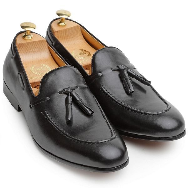 Pure Leather Tassel Black Slip Ons 01