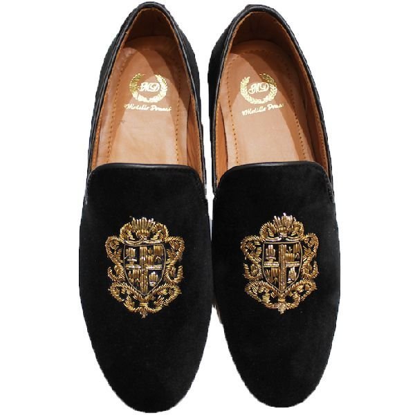 Royal Crest Shoes 02