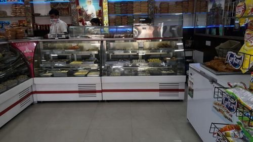 Sweet Display Counter 01