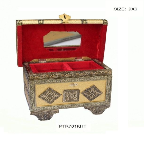 Handcrafted Patari Box 02