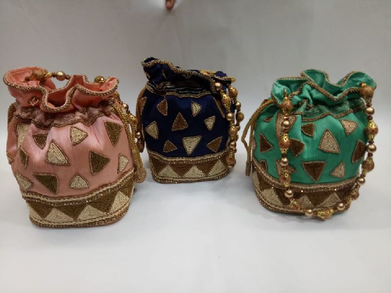 Embroidered Potli 05