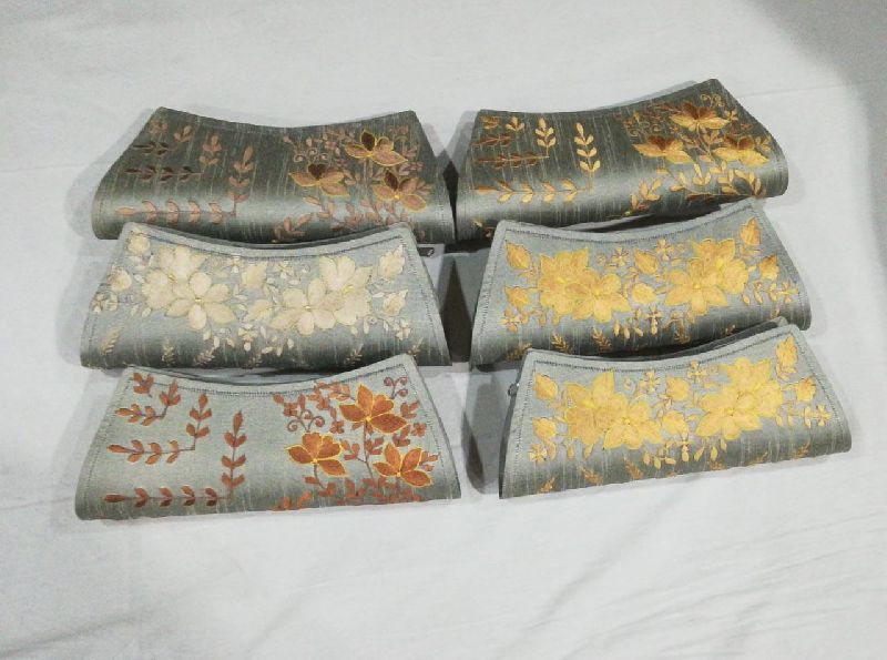 Embroidered Fancy Clutch 02