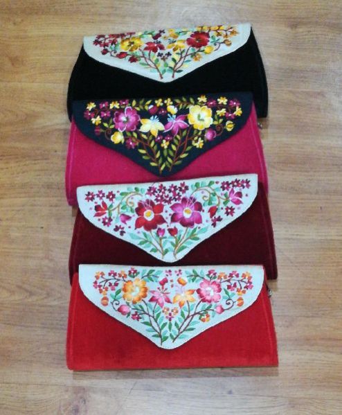 Embroidered Velvet Clutch 02