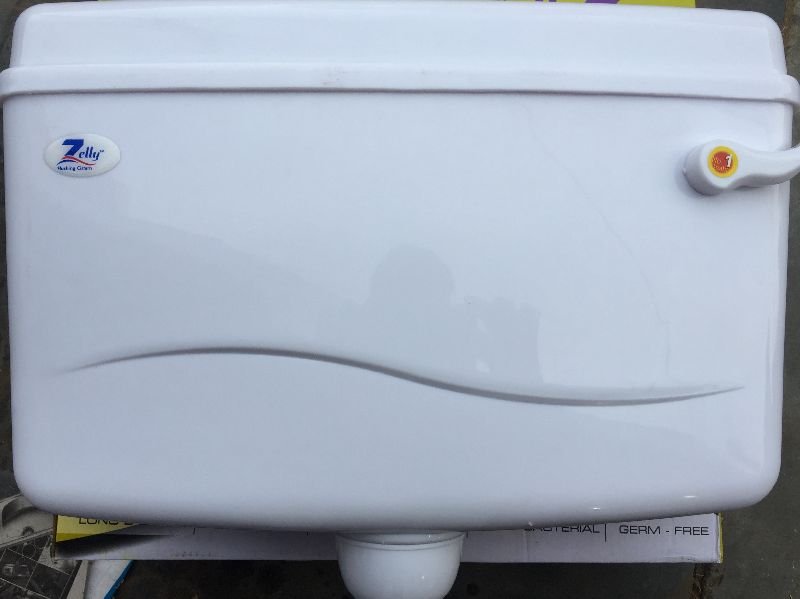 Toilet Flushing Cistern 01