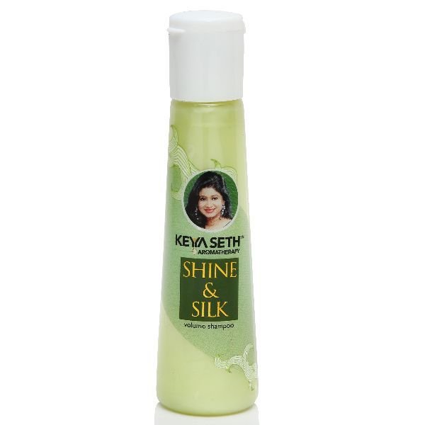 Shine & Silk Volume Shampoo 01
