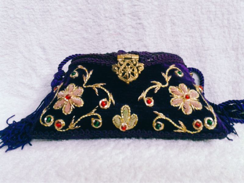 Zari Embroidery Flower Clutch Purse 01