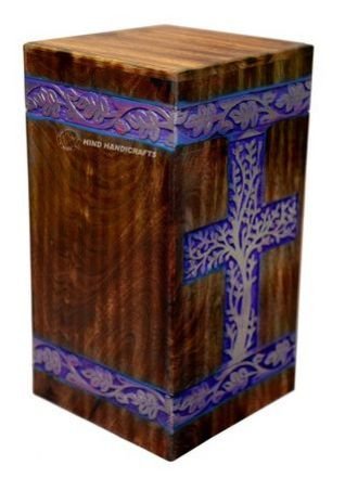 HHC131 Wooden Ash Urn