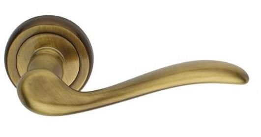 MI-18 Brass Door Handle