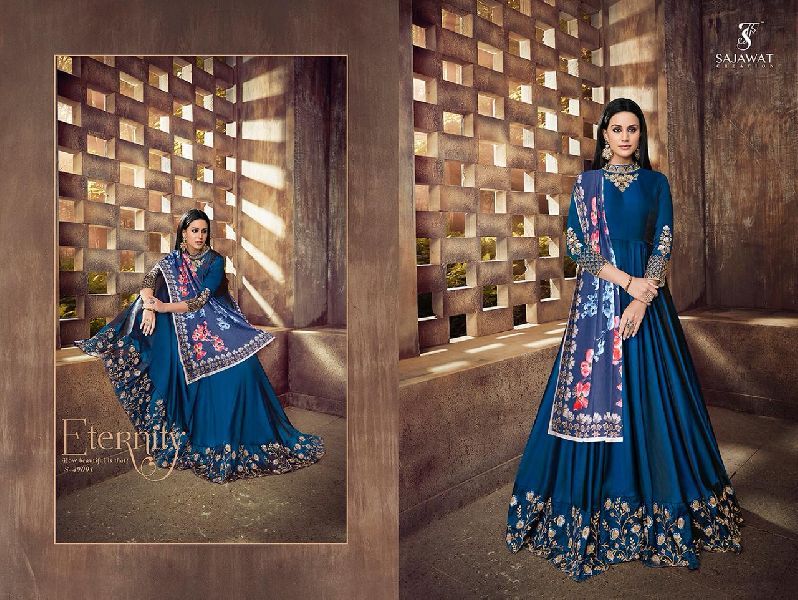 39001 Heavy Tapeta Sarteen and Silk Long Suit