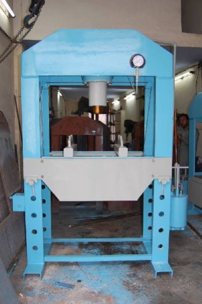 Hydraulic Press Machine 02