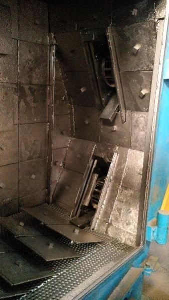 Hanger Type Shot Blasting Machine 04