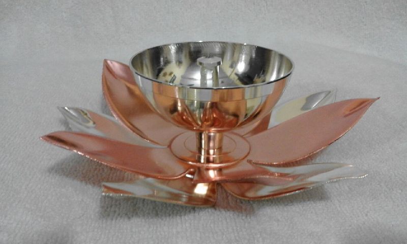 Lotus Shaped Diya 01