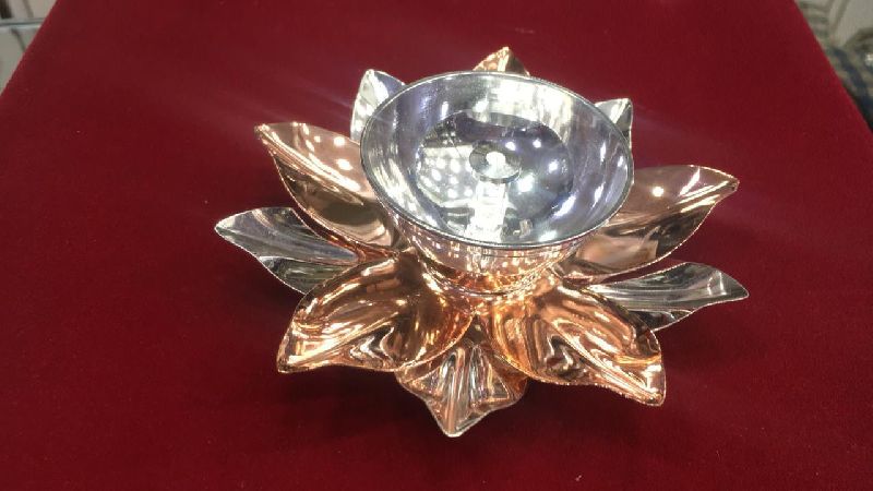 Lotus Shaped Diya 03