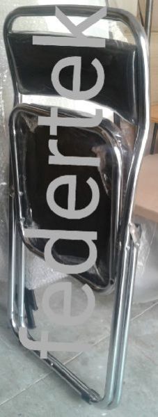 Cushion Folding Chairs 02