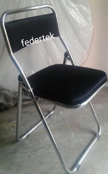 Cushion Folding Chairs 06