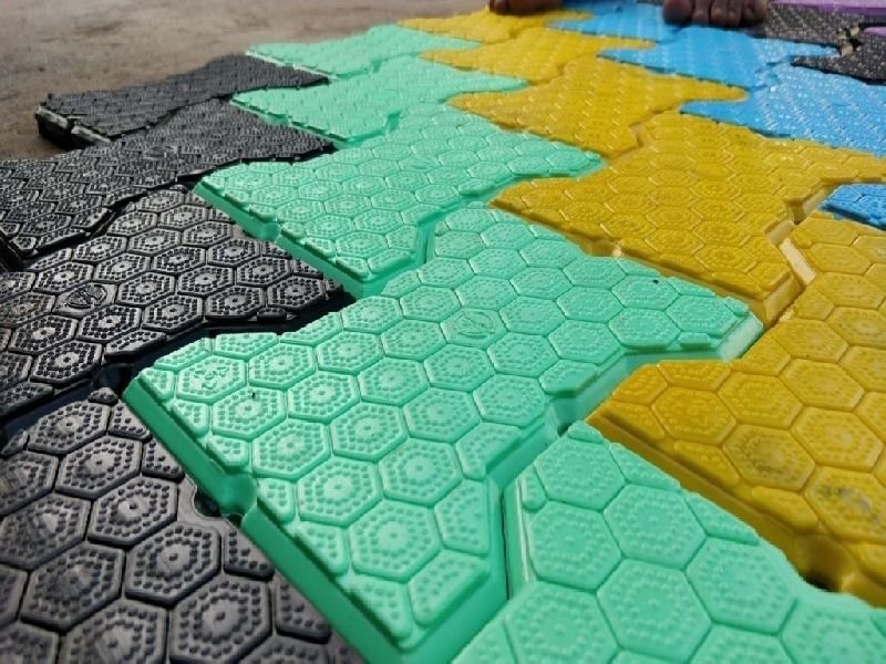 Interlocking Plastic Tile 01
