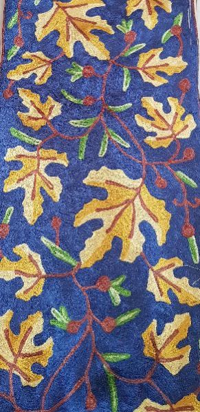 15001 Embroidered Linen Table Runner