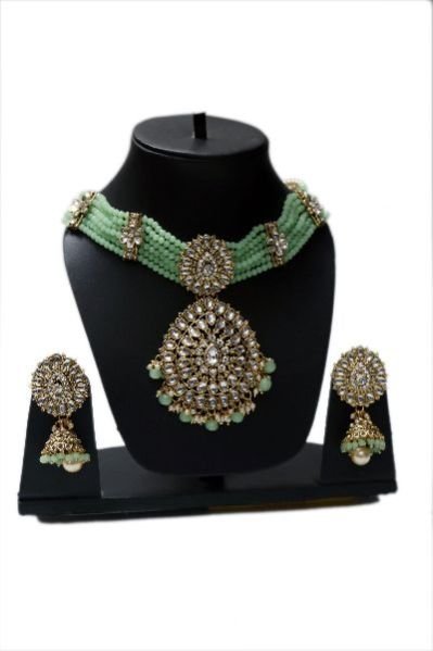 Kundan Mint Green Beds Necklace Set