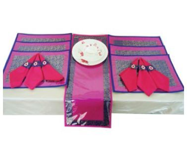 DS 028 Dining Table Linen Set