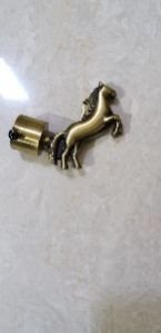 fancy curtain bracket 01