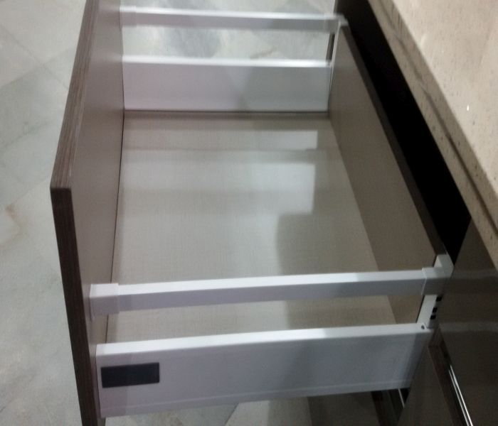 White Innotech with Gallery