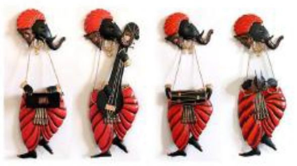 THH#004 Wall Hangings