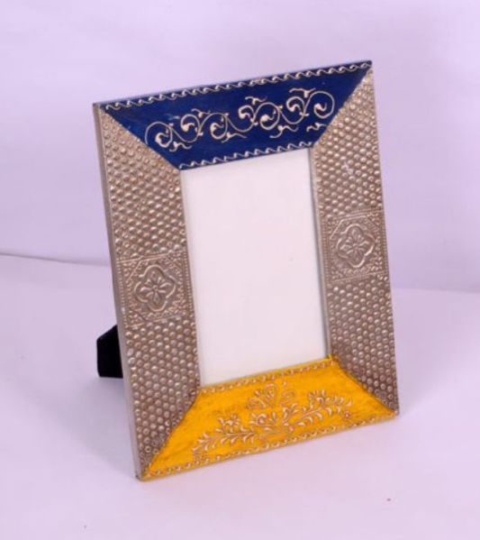 Embossed Photo Frame (P0003)