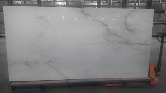 Calcatta Bianco Crystal Quartz Slabs