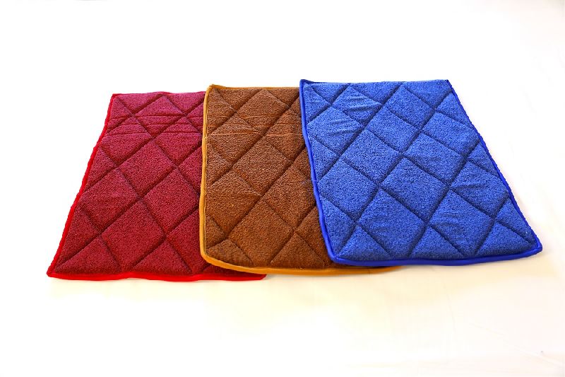 BATH MAT 16 X 24  (Inches) (3 Different Colour)