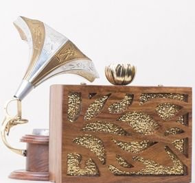 Aatifa Wooden Clutch SK0561