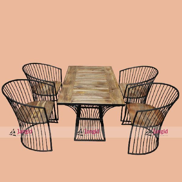 Industrial Garden Restaurant Dini