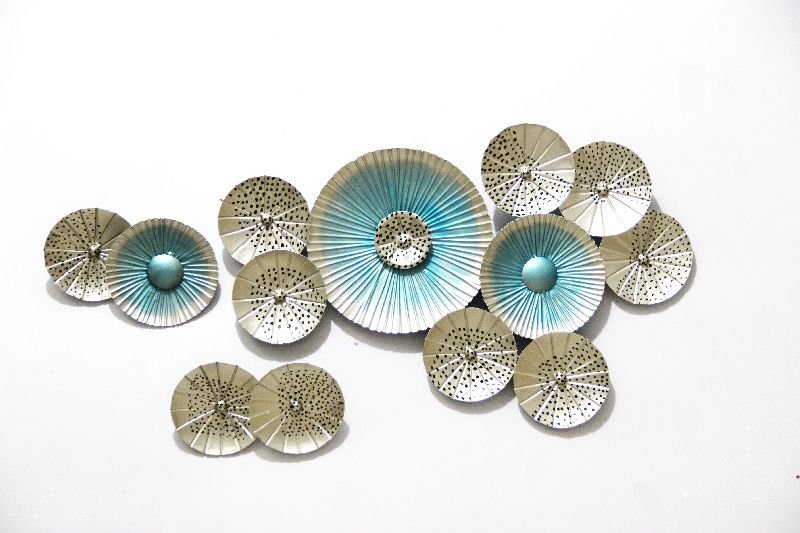 M 1374 Metal Flower Wall Hanging