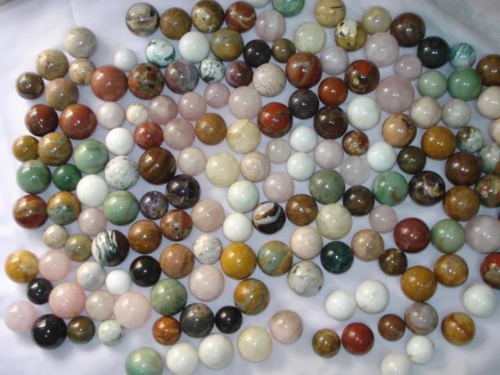 Mix Ball 50mm Crystal Stone