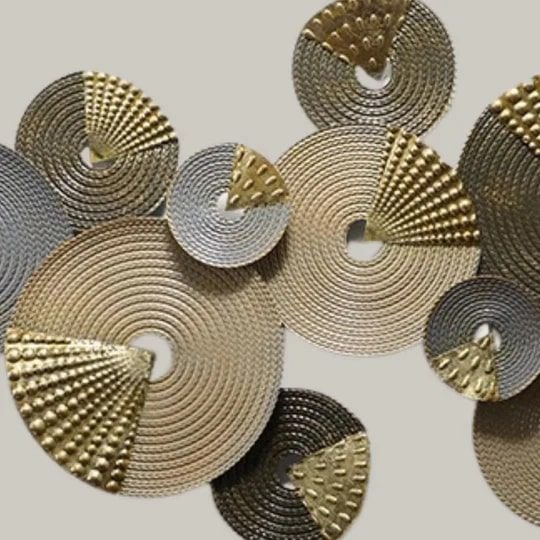 Sunvalley Gold Round Metal Wall Decor